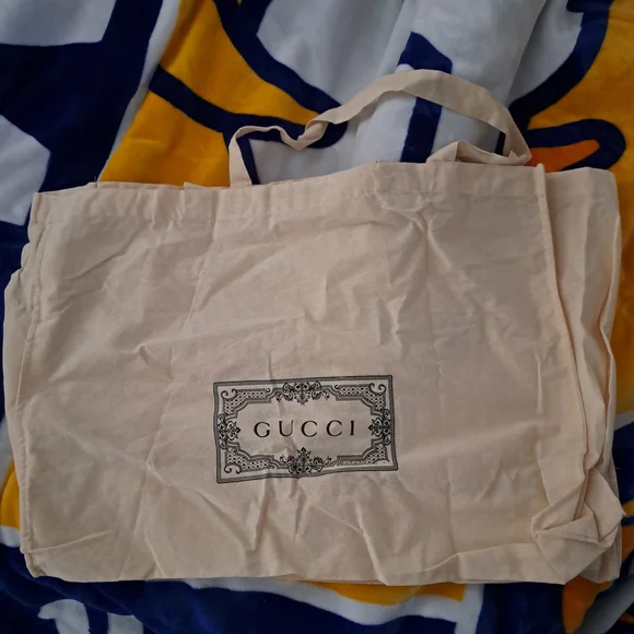 Gucci Beige Canvas Tote - Picture 2 of 2